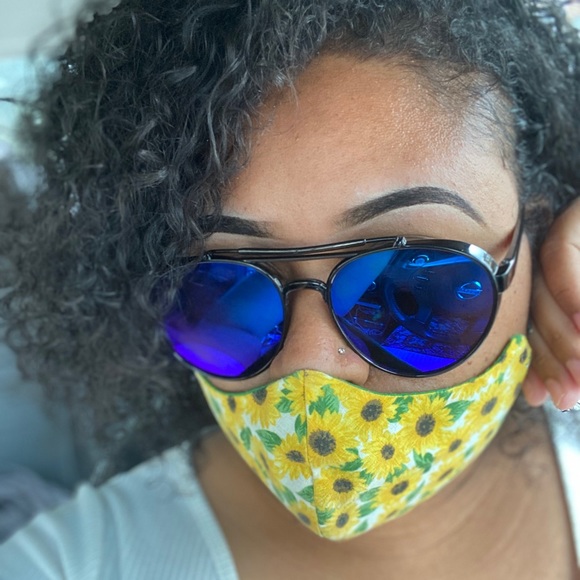 Meet your Posher, Bridgett - Picture 1 of 1